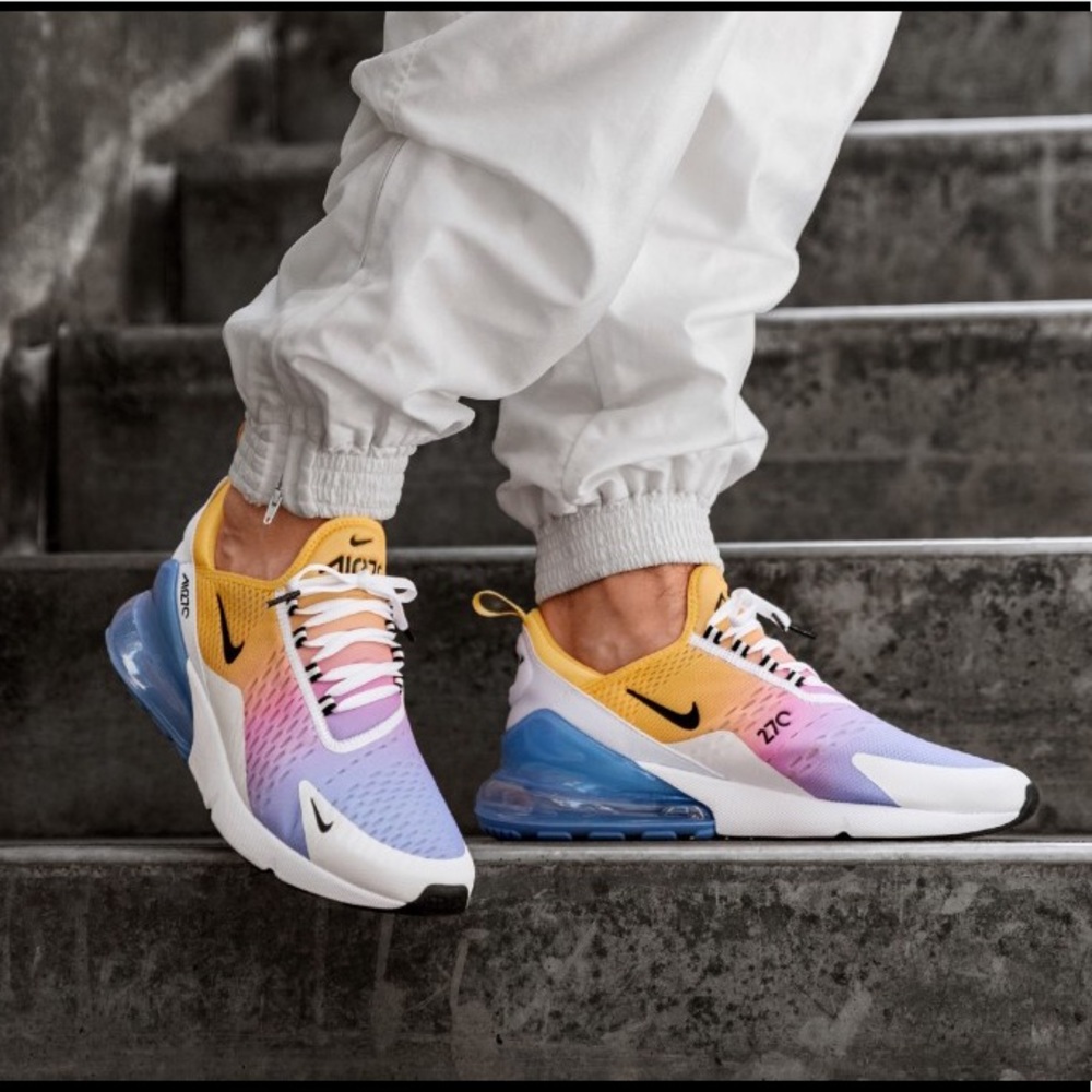 NWT Nike Air Max 270 Mens Shoes - Picture 1 of 8